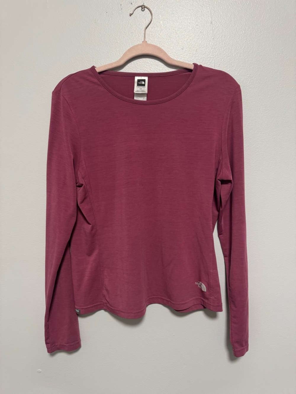The North Face Women's Purple Vapor Wick Long-Sleeve Crewneck Top